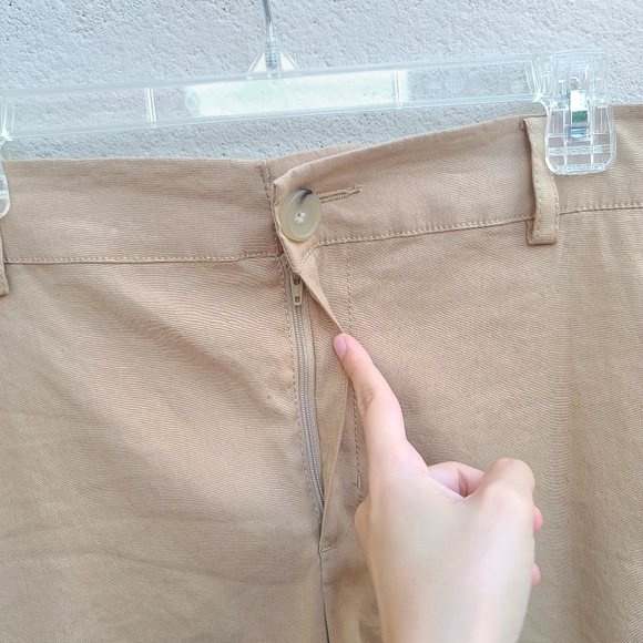 Vince | Casual Linen Blend Shorts in Almond NEW Size 14 - Picture 5 of 9